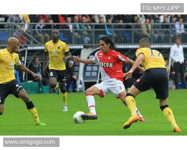 沙托鲁主场迎战欧塞尔争夺法乙积分榜关键战役